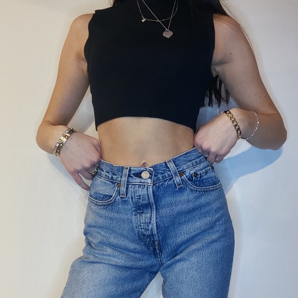 Turtle neck crop black shirt - Picture 1 of 2